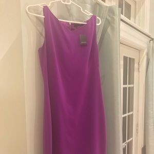 Beautiful Tahari Dress. Size 8. New with tag.